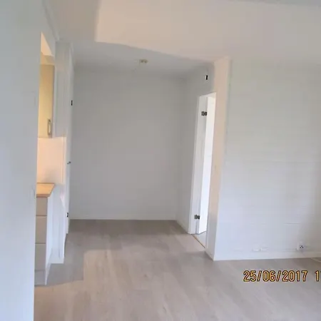 Sentralt Beliggende Leilighet Ved Fjellheisen - Apartment Tromso