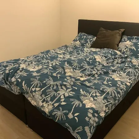 Apartment Sentralt Beliggende Leilighet Ved Fjellheisen - Tromso