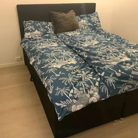 Apartment Sentralt Beliggende Leilighet Ved Fjellheisen - Tromso